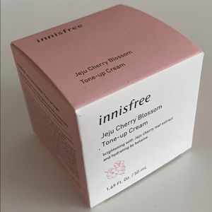 BNIB Innisfree Tone up Cream